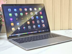 MacBook Pro 13 inch