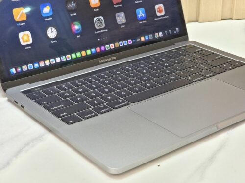 MacBook Pro 13 inch