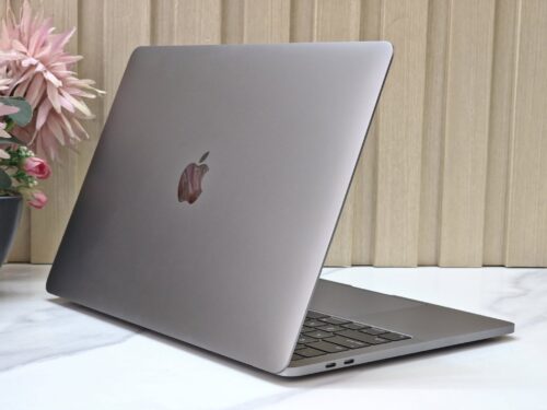 MacBook Pro 13 inch