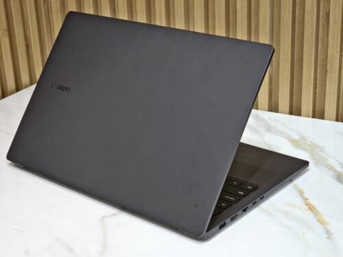 495368782_722836473616357_8606231453592693271_n Samsung GalaxyBook 2 (15 inch)