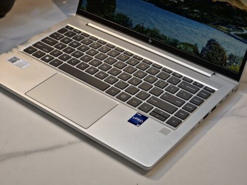 514344321_758977340002270_1673244799020156336_n HP EliteBook (14inch)