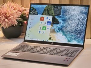 HP Pavilion (16 inch)