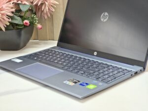 HP Pavilion (15 inch)