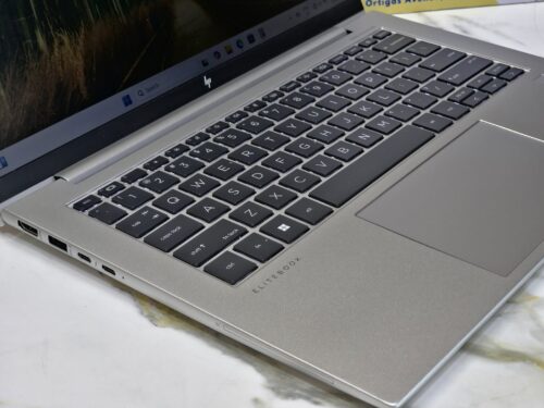 HP EliteBook (14inch)