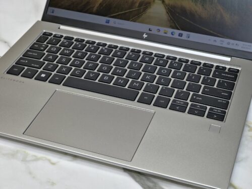 HP EliteBook (14inch)