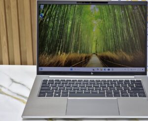 HP EliteBook (14inch)